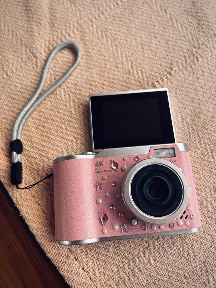 Y2k DigiCam Flip